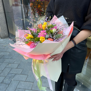 Buchet Spring Sunrise