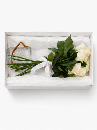 Lady Events Signature Box - 9 Trandafiri Albi , Vaza Inclusa